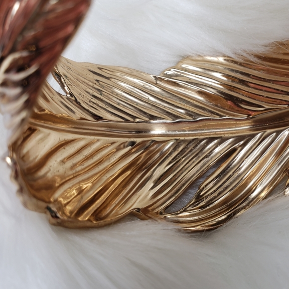 Stella & Dot Cuff Bracelet Gold Tone Metal Leaf Wrap - Picture 11 of 16
